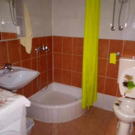 شقة One Bedroom With Balcony And Sea View